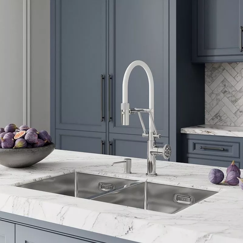 Смеситель для кухни гибкий высокий 20см силикон белый/хром Iddis Grange GRASBFLi05