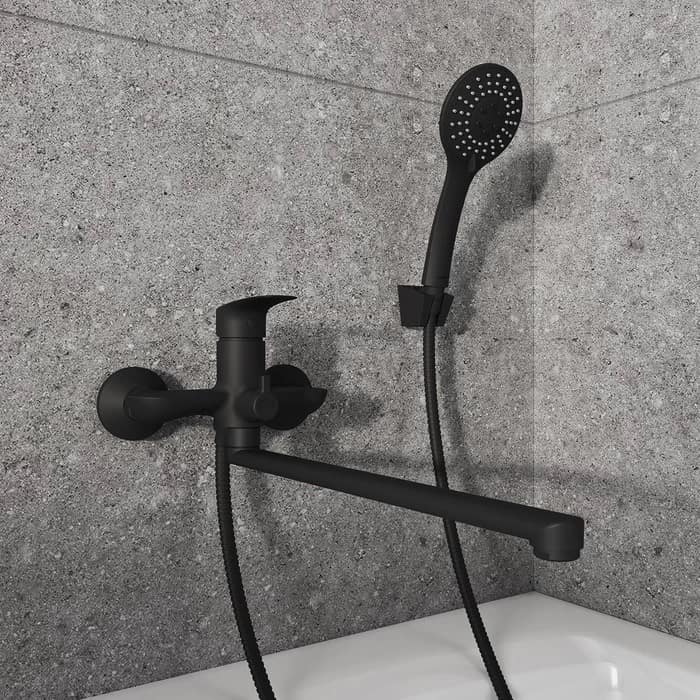 Смеситель для ванны плоский 35см черный Milardo Rora RORBL00M10